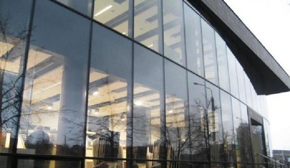 مجری نمای شیشه ای کرتین وال برای ویلا